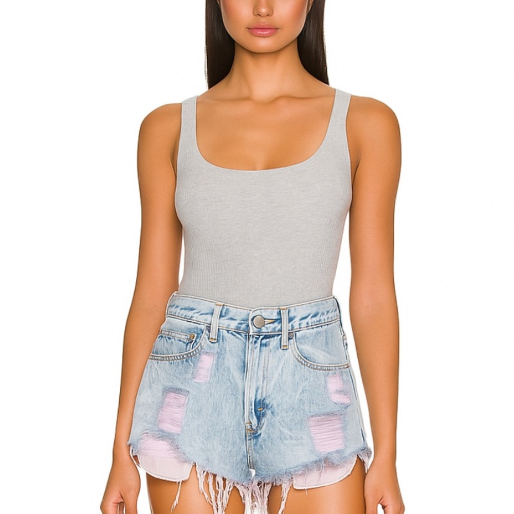 Levi’s Jean Shorts Distressed Frayed Hem